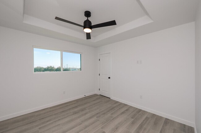 Building Photo - 8218 Casa Verde Rd