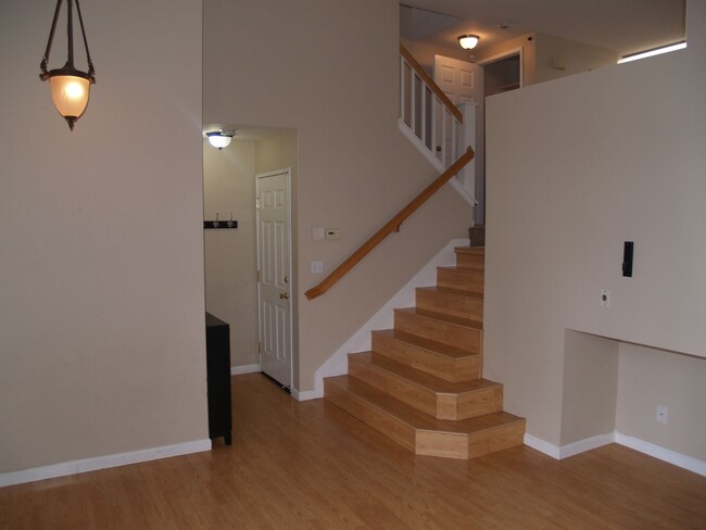 Primary Photo - East Dublin Townhome in Great Location!