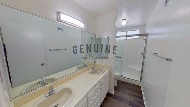 Building Photo - Coming Soon: 3Bd 2Ba Home in Lake Forest