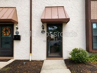 Building Photo - 6201 Stornoway Dr N