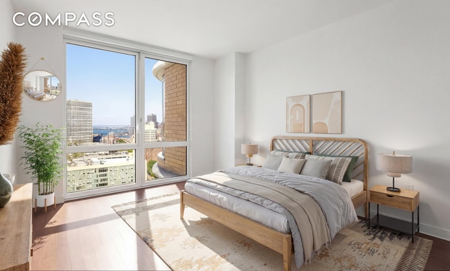 Building Photo - 306 Gold St