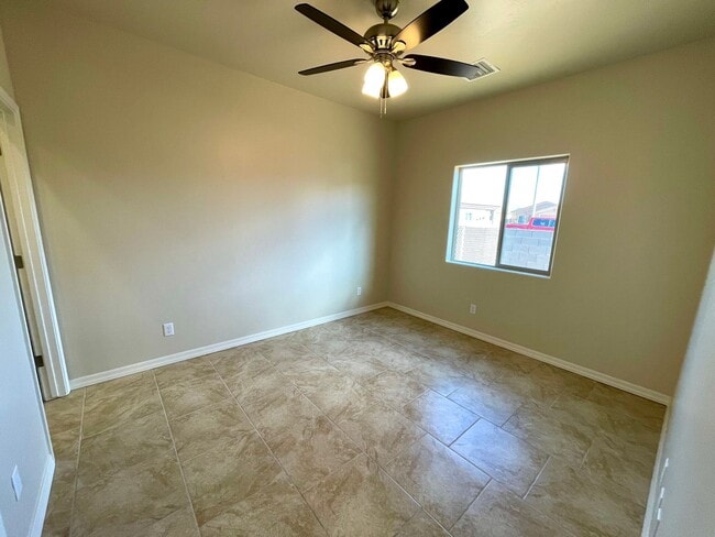 Building Photo - Newly Constructed 2 Bedroom Home!
