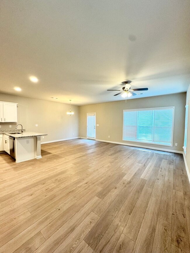 Building Photo - McCoy Street Townhomes!