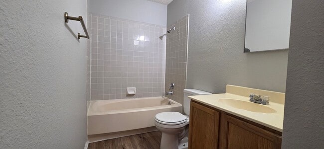 Building Photo - 3 BED/2.5 BATH IN LOVELY SCHERTZ! Less than 5 miles to Randolph AFB