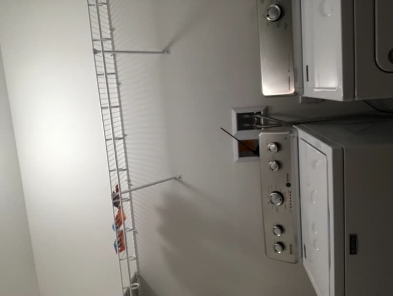 Building Photo - 628 Davis St