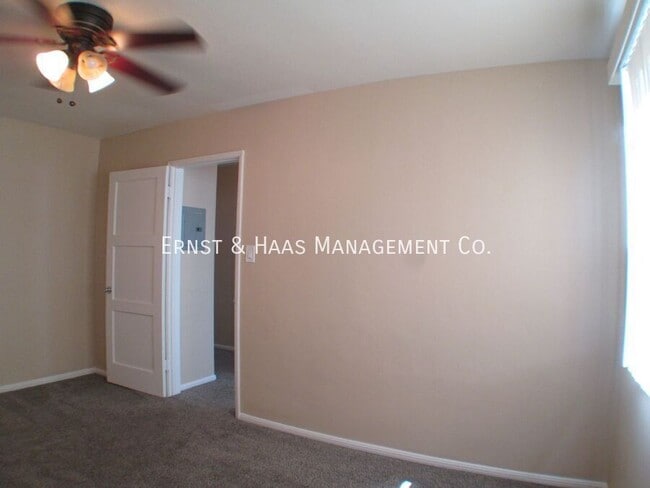 Building Photo - 4531 N Banner Dr