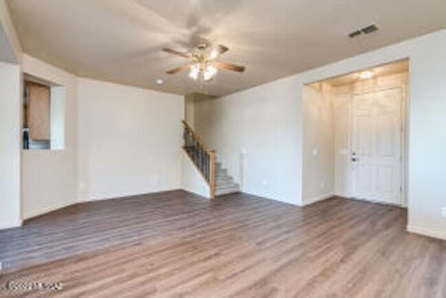 Building Photo - Bright, Spacious Living in Julian Ranch