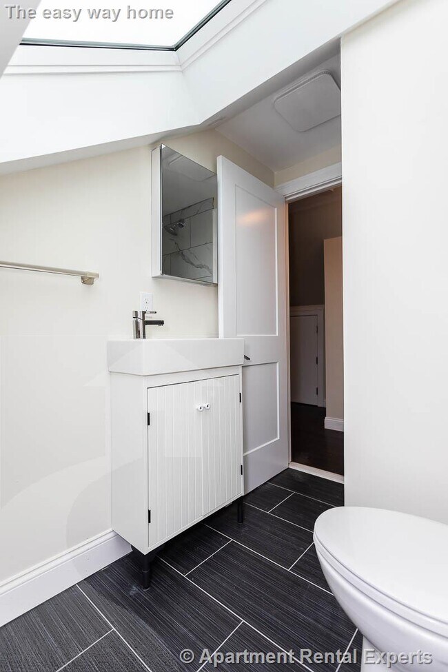 Building Photo - 478 Fulton St