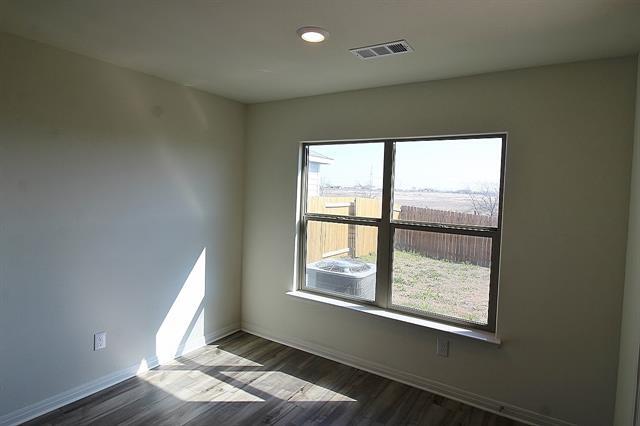 Building Photo - 233 Liberty Ln