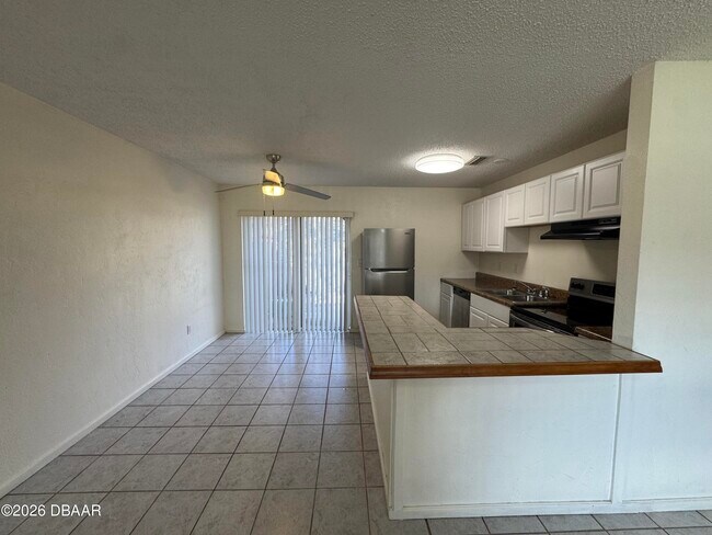 Building Photo - 319 Cavanah Dr
