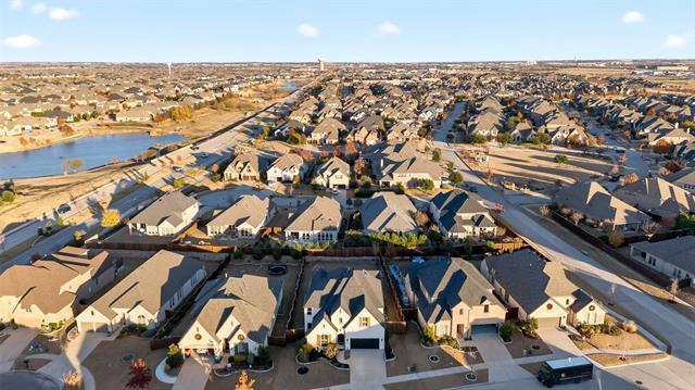 Building Photo - 4740 Desert Willow Dr