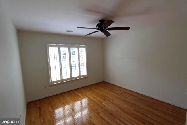 Building Photo - 10502 James Wren Way