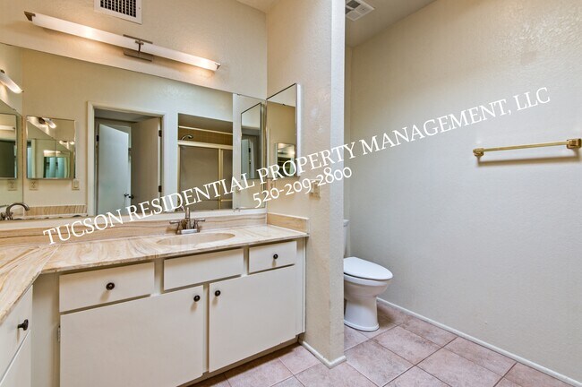 Building Photo - 5084 N Camino Del Lazo