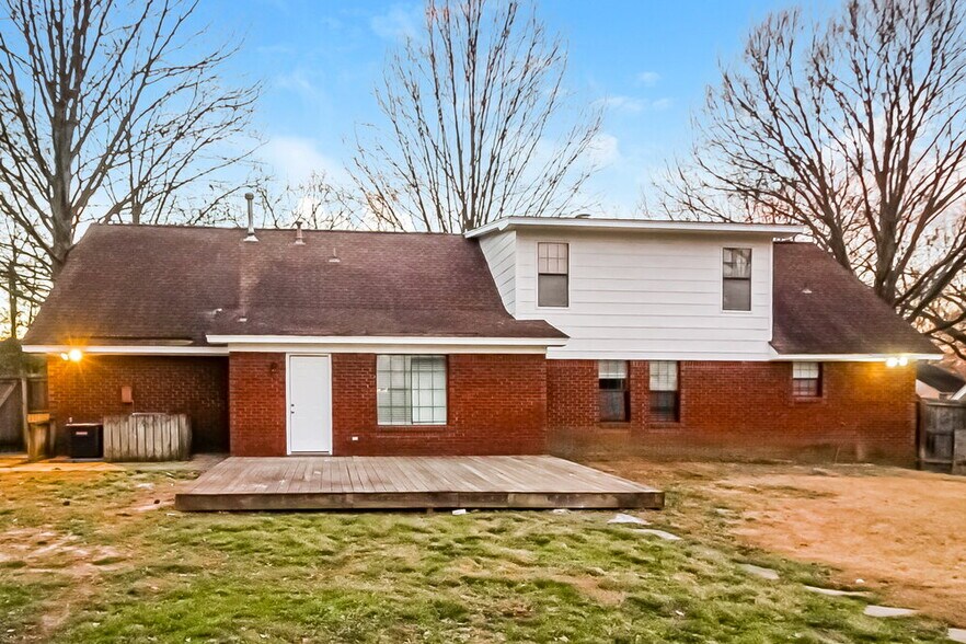 Building Photo - 938 Pheasant Hollow Dr