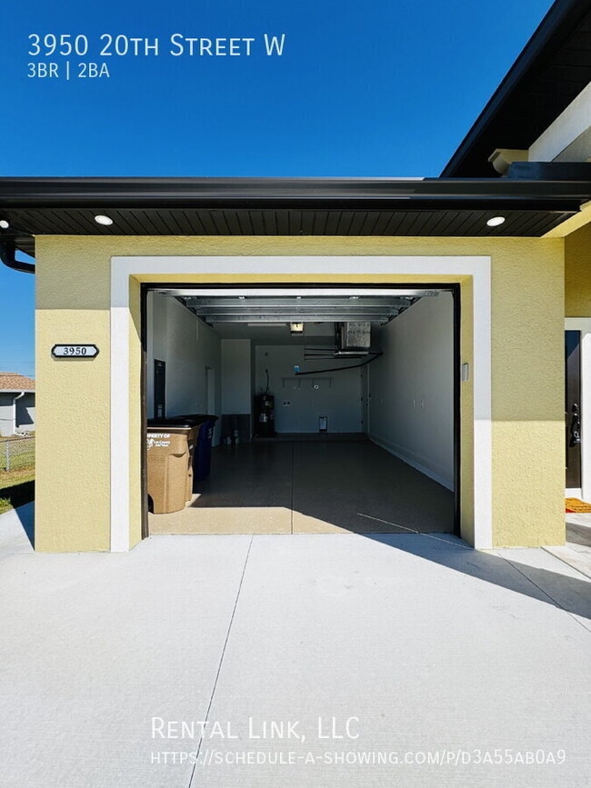 Building Photo - 3950 20th St W