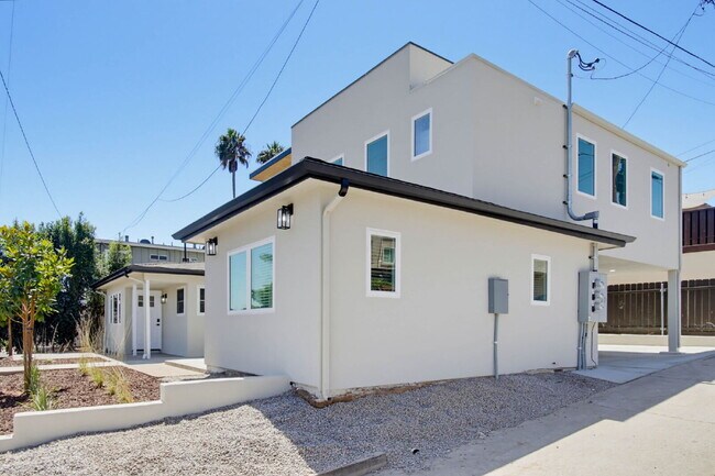 Building Photo - New Construction with Private Patio Walking Distance to Mission Bay