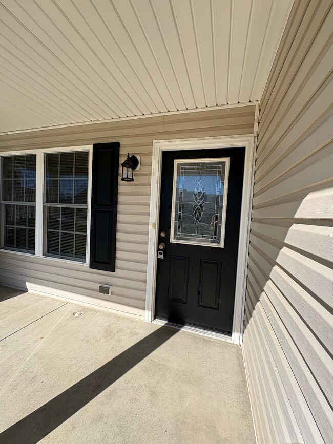 Building Photo - 14 Jackmia Way