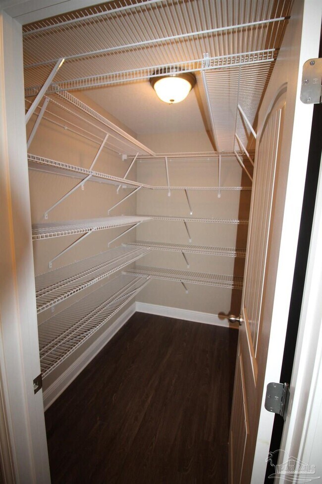 Building Photo - 8234 FL-89