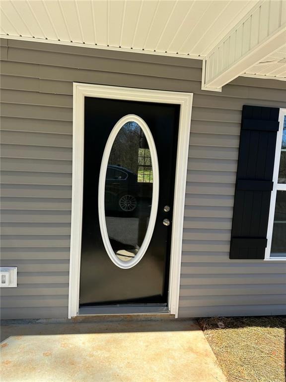 Building Photo - 295 Pony Lake Rd