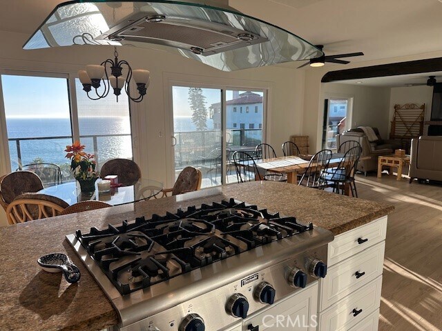 Building Photo - 250 Avenida Lobeiro