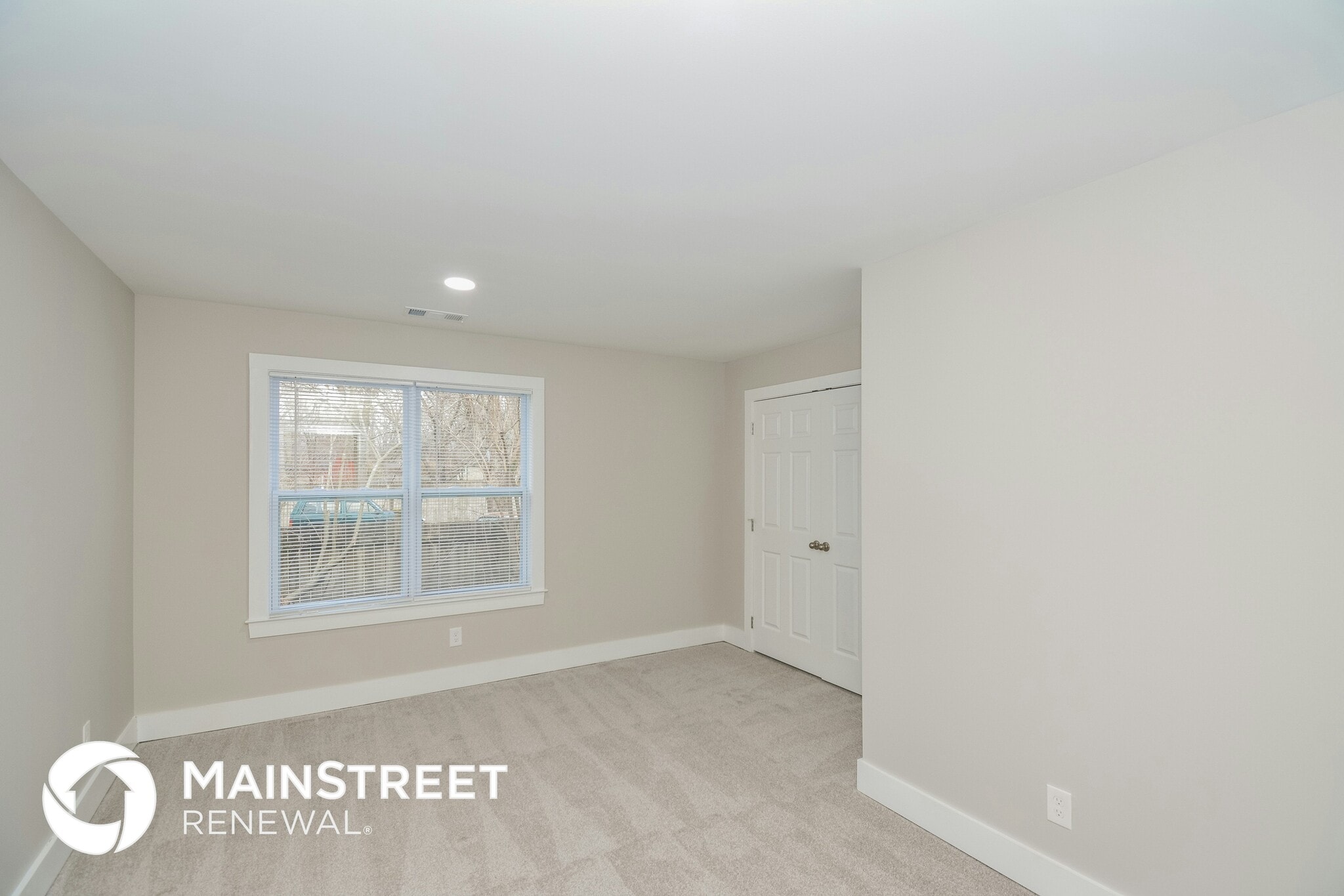 Building Photo - 115 Green Meadow Dr