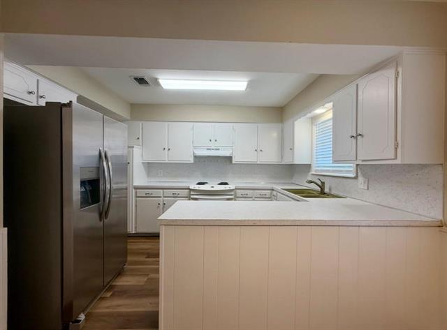 Building Photo - 1919 Yarborough Dr