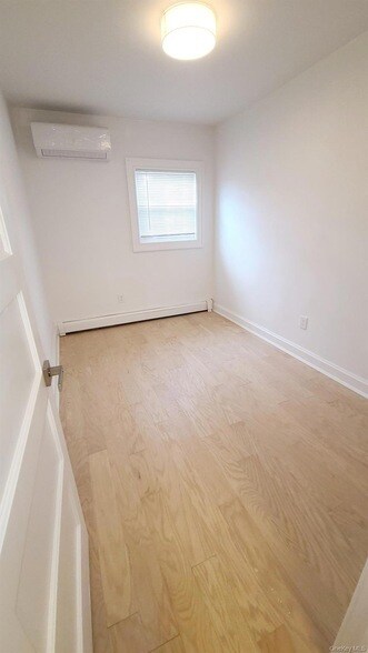 Building Photo - 85-40 68th Ave