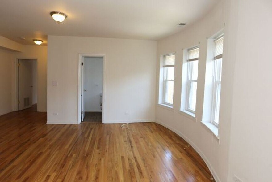Building Photo - 4511 Malden St