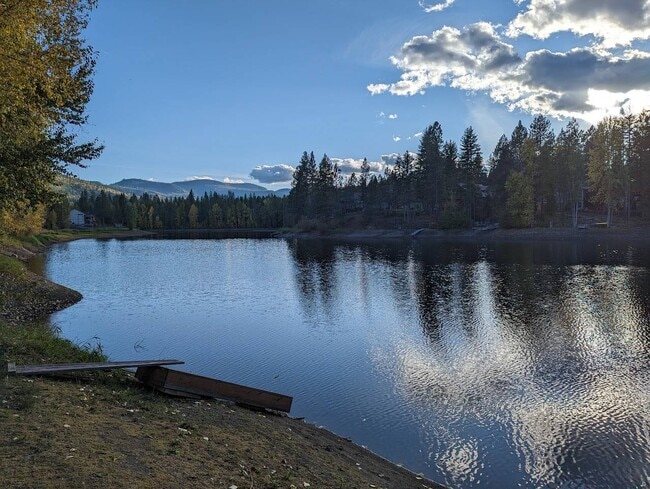 Building Photo - 134 Hanaford Rd