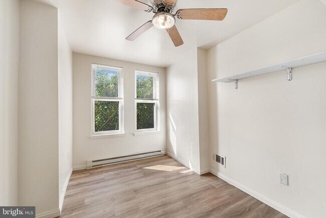 Building Photo - 5236 Harlan St