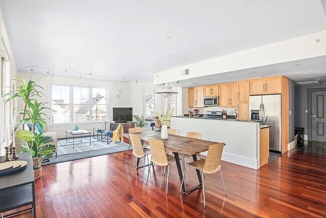 Building Photo - Rare Opportunity – Furnished, Spacious 2 B...