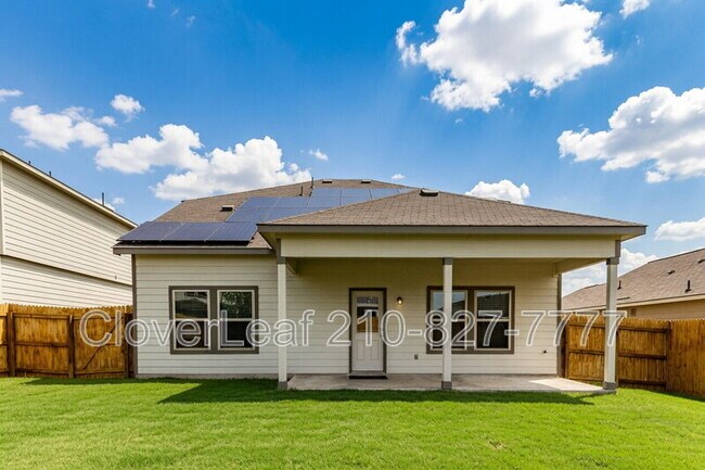 Building Photo - 940 Windflower