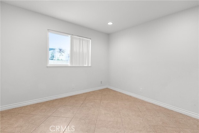 Building Photo - 1625 Chelsea Ave