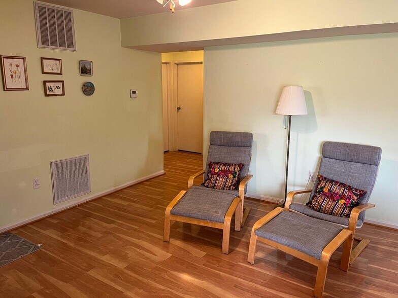 Building Photo - 4520 Conwell Dr