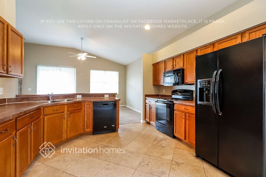 Building Photo - 10605 Noah Ct