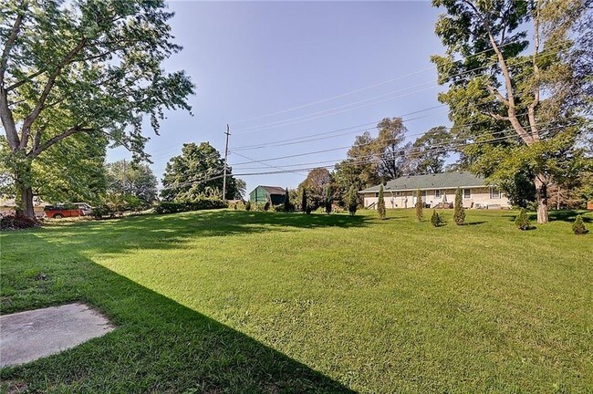 Building Photo - 1108 N Morgantown Rd