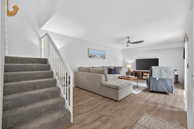 Building Photo - 2701 27th Ct