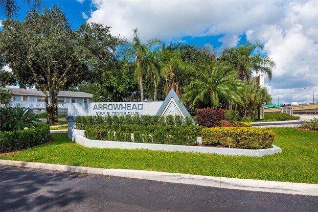 Primary Photo - 1824 SW 81st Way