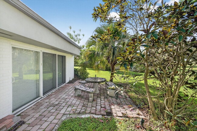 Building Photo - 5503 Bluejack Oak Cir