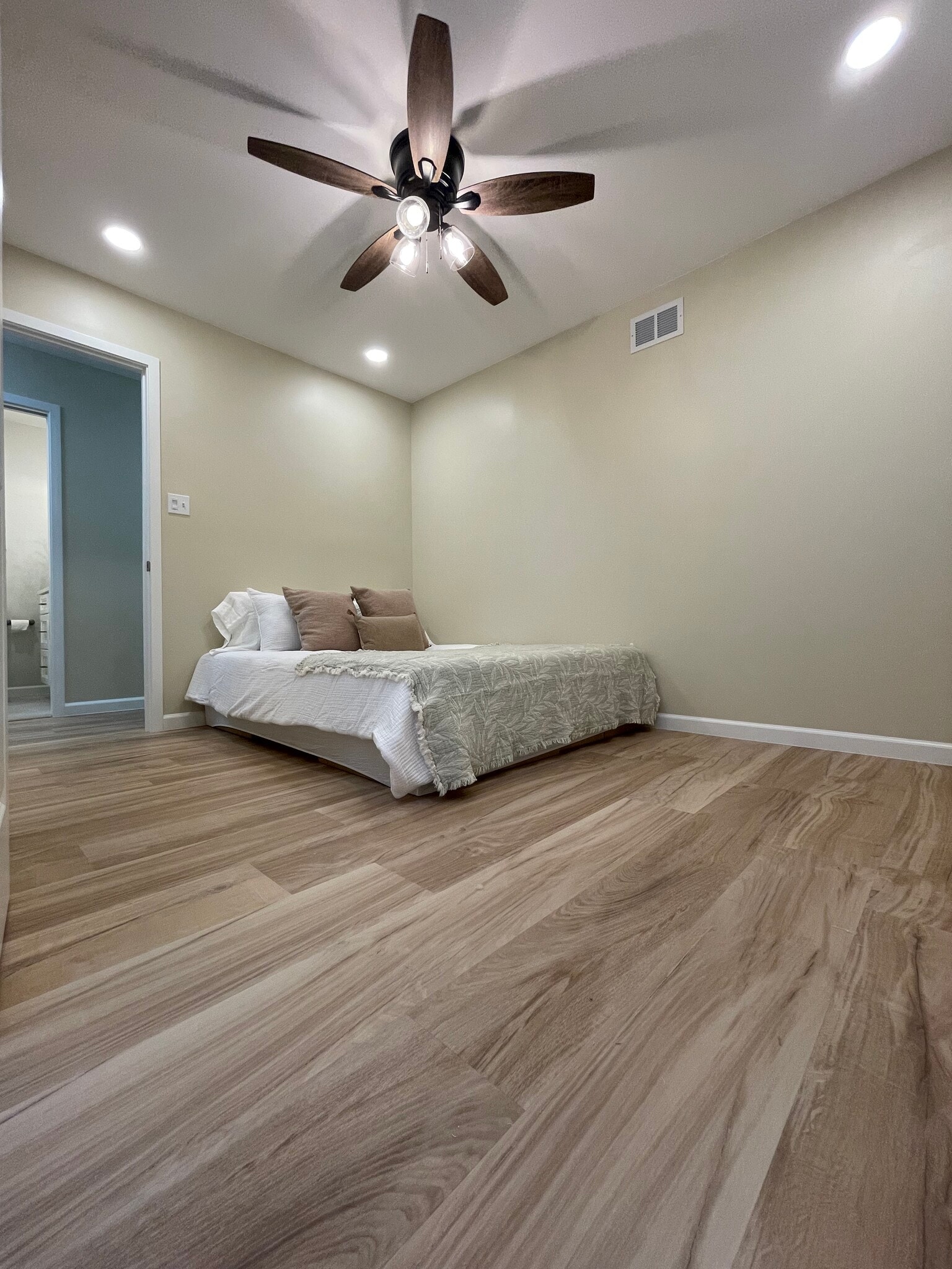 2nd Bedroom (Upstairs) - 16180 Apple Ln