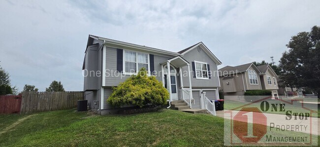 Building Photo - Beautiful 3 Bedroom & 2 Bathroom Home!
