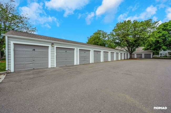 Building Photo - 2602 Timberwood Dr