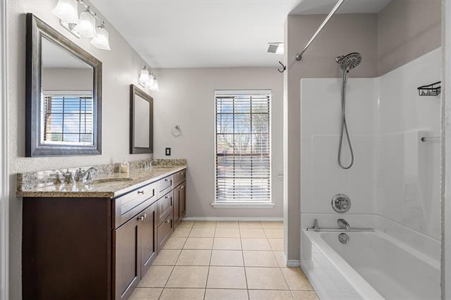 Building Photo - 710 Peach Ct