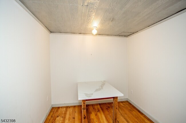 Building Photo - 54 Coryell St