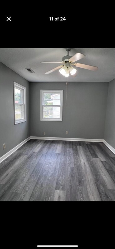 Building Photo - 3110 Riverside Dr