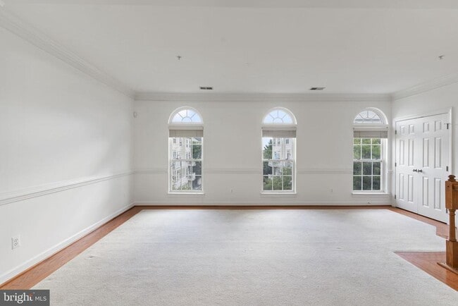 Building Photo - 5675 Harrington Falls Ln