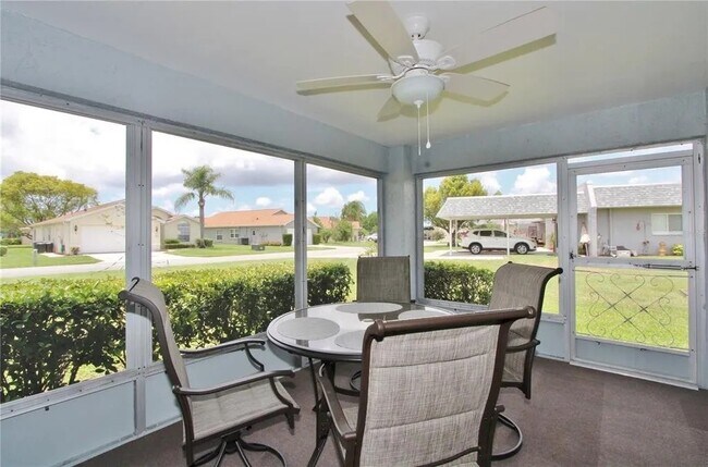 Building Photo - 9635 Greenskeeper Dr