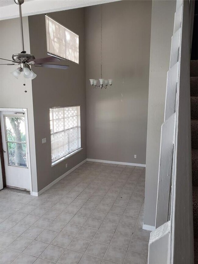 Building Photo - Beautiful 4 Bedroom Home in Houston / Nice Backyard