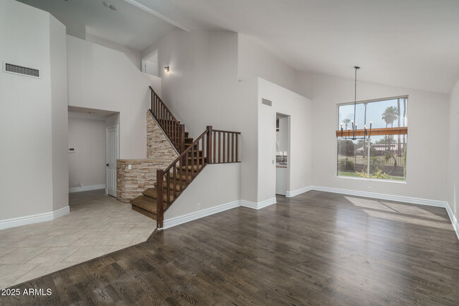 Building Photo - 5951 W Irma Ln