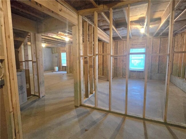 Building Photo - 5171 Woodland Rd